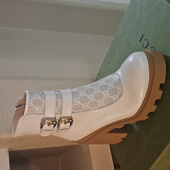 Gucci Trip Crystal Buckle Booties - Picture 6 of 10